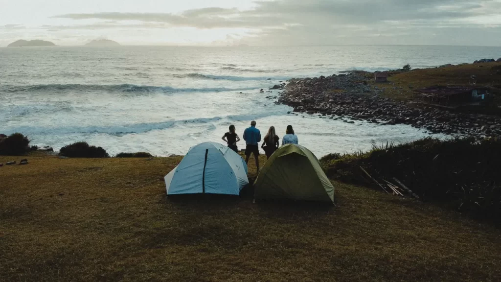 checklist de viagem em família - acampar